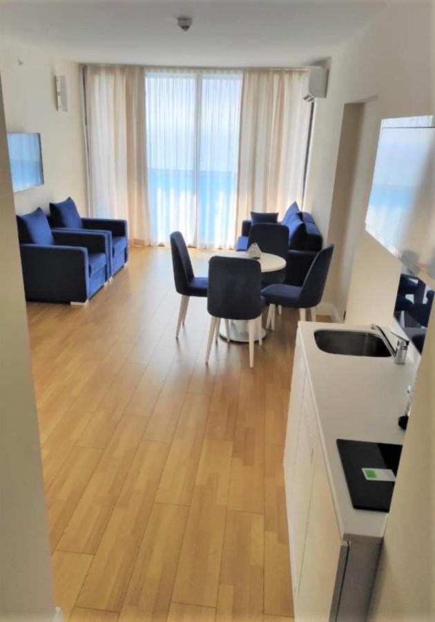 Orbi City Batumi Sea View Aparthotel Εξωτερικό φωτογραφία